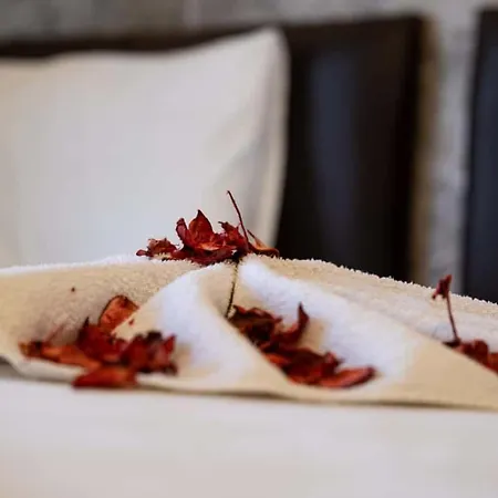 ıkarus Otel Kuşadası