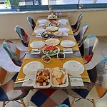 ıkarus Otel
