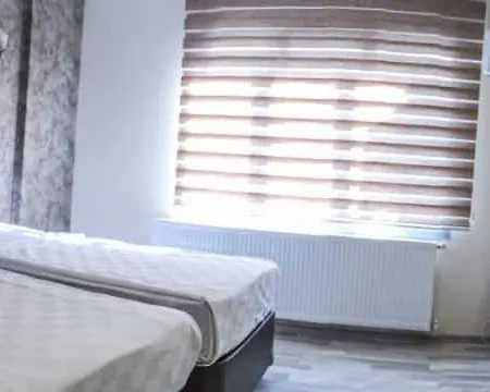 Hotel Ikarus 3*