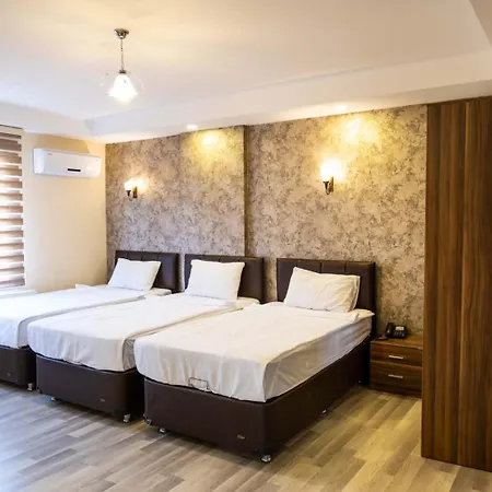 Ikarus Hotel