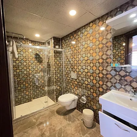 Ikarus ホテル クシャダス