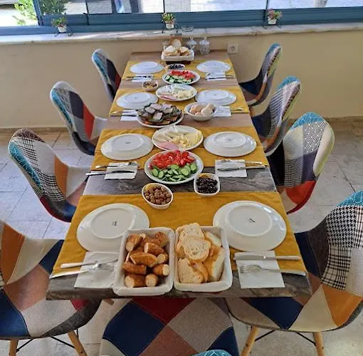 Ikarus Hotel